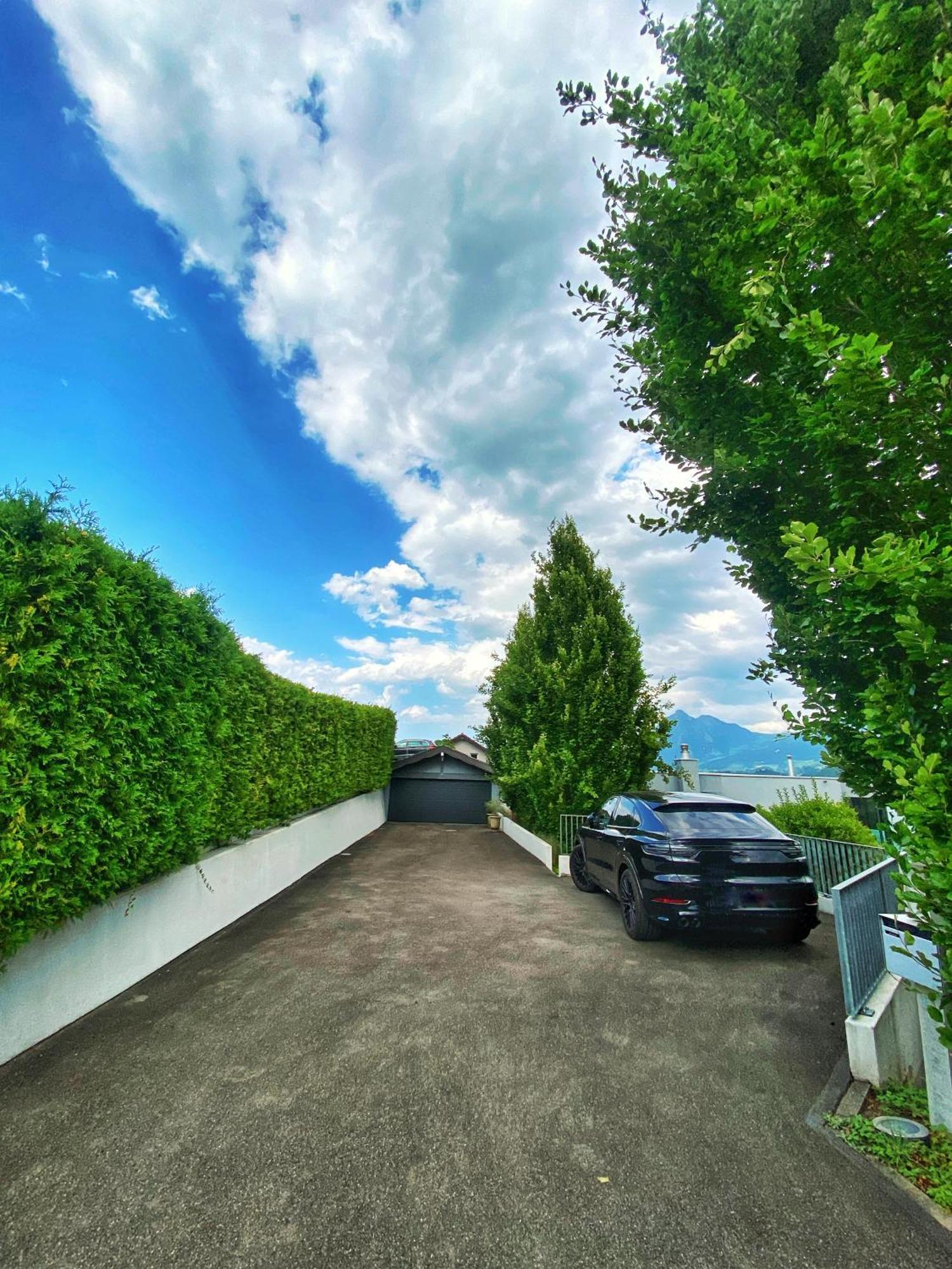 Luxury Loft On Top Of Villa Wilen With Tremendous Views By The Lake Sarnen Eksteriør billede